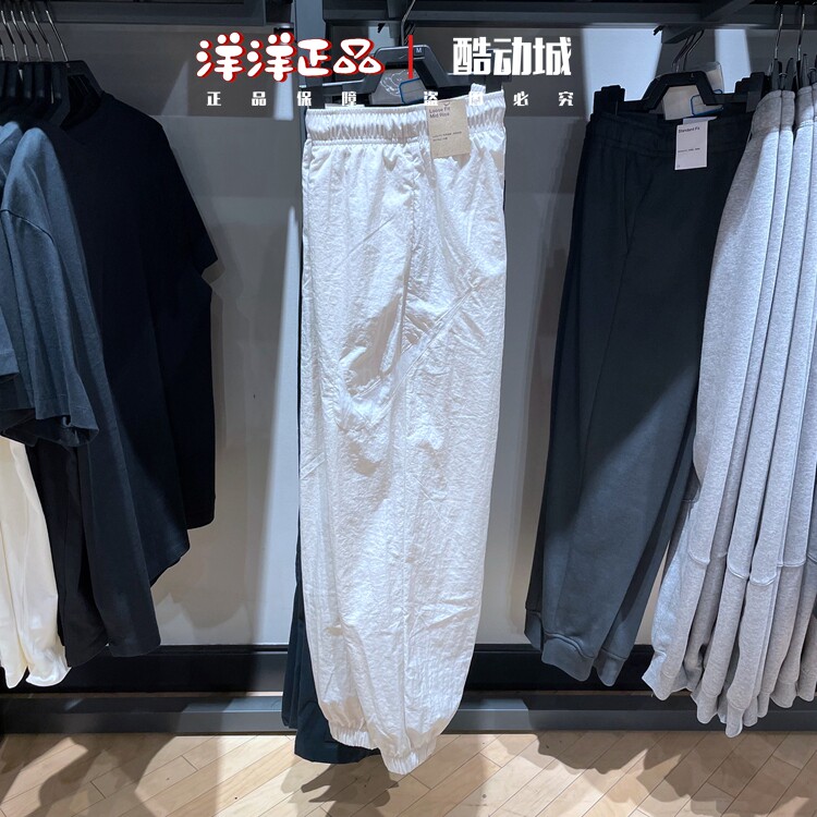 Nike耐克女裤大勾子LOGO薄款梭织速干休闲运动宽松收口长裤DM6184