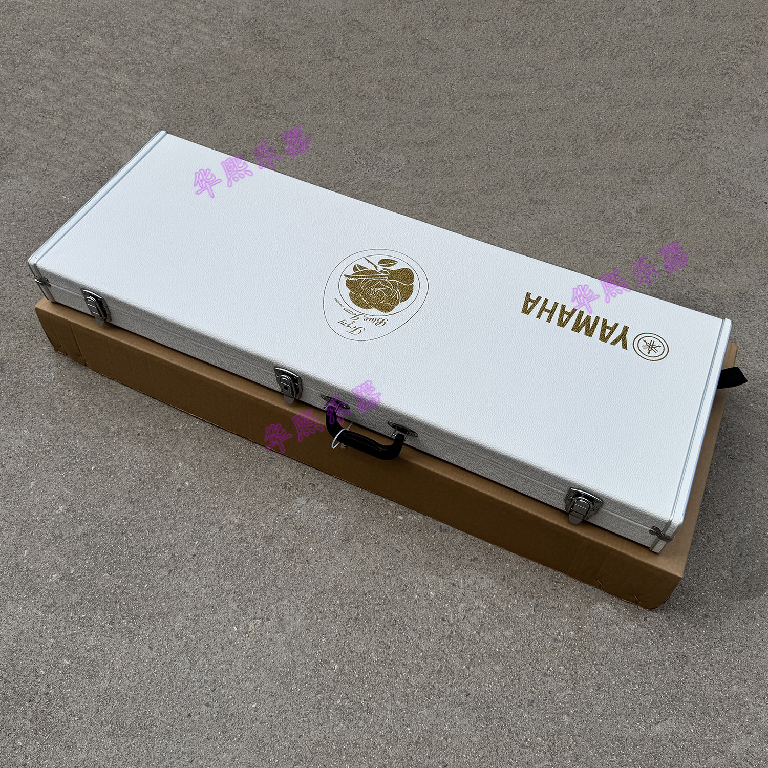 YAMAHA雅马哈 PAC系列电吉他通用琴盒 高雅白色玫瑰签名方形琴箱