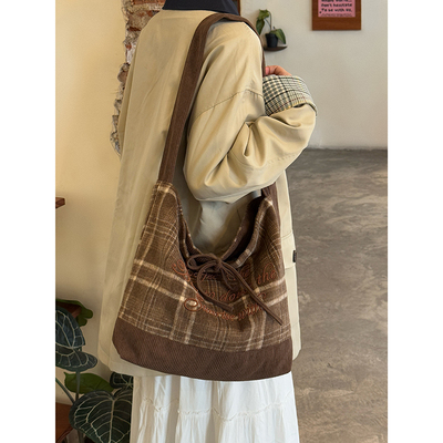 韩系复古格子双面背帆布包女大容量通勤单肩斜挎包小众休闲托特包