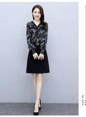 酷伽秋装新款连衣裙印花通勤套头A字裙长袖中长款黑色v领春秋7237