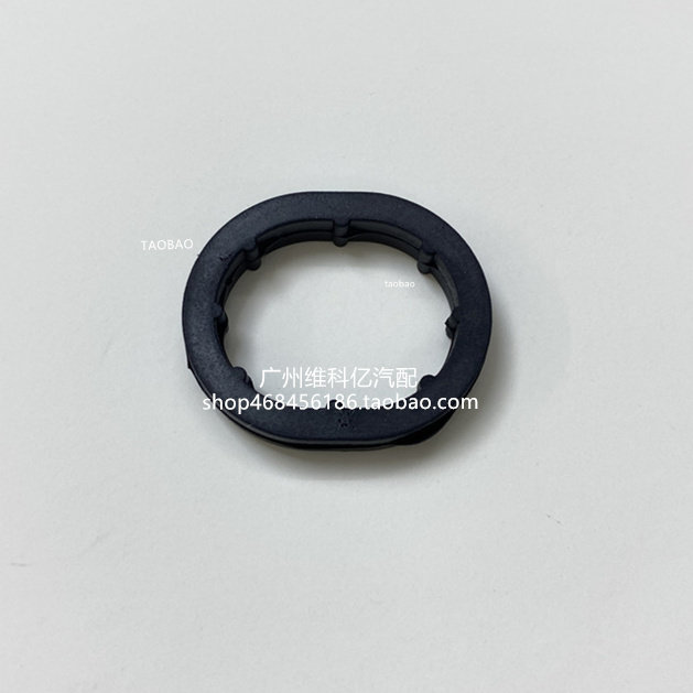 适用奔驰M112 W203 C240 C320 E280 E320 S320机油散热器密封胶圈