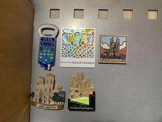 巴塞罗圣家堂纪念币圣家堂立体贺卡冰箱贴磁铁石可移动旅行纪念品
