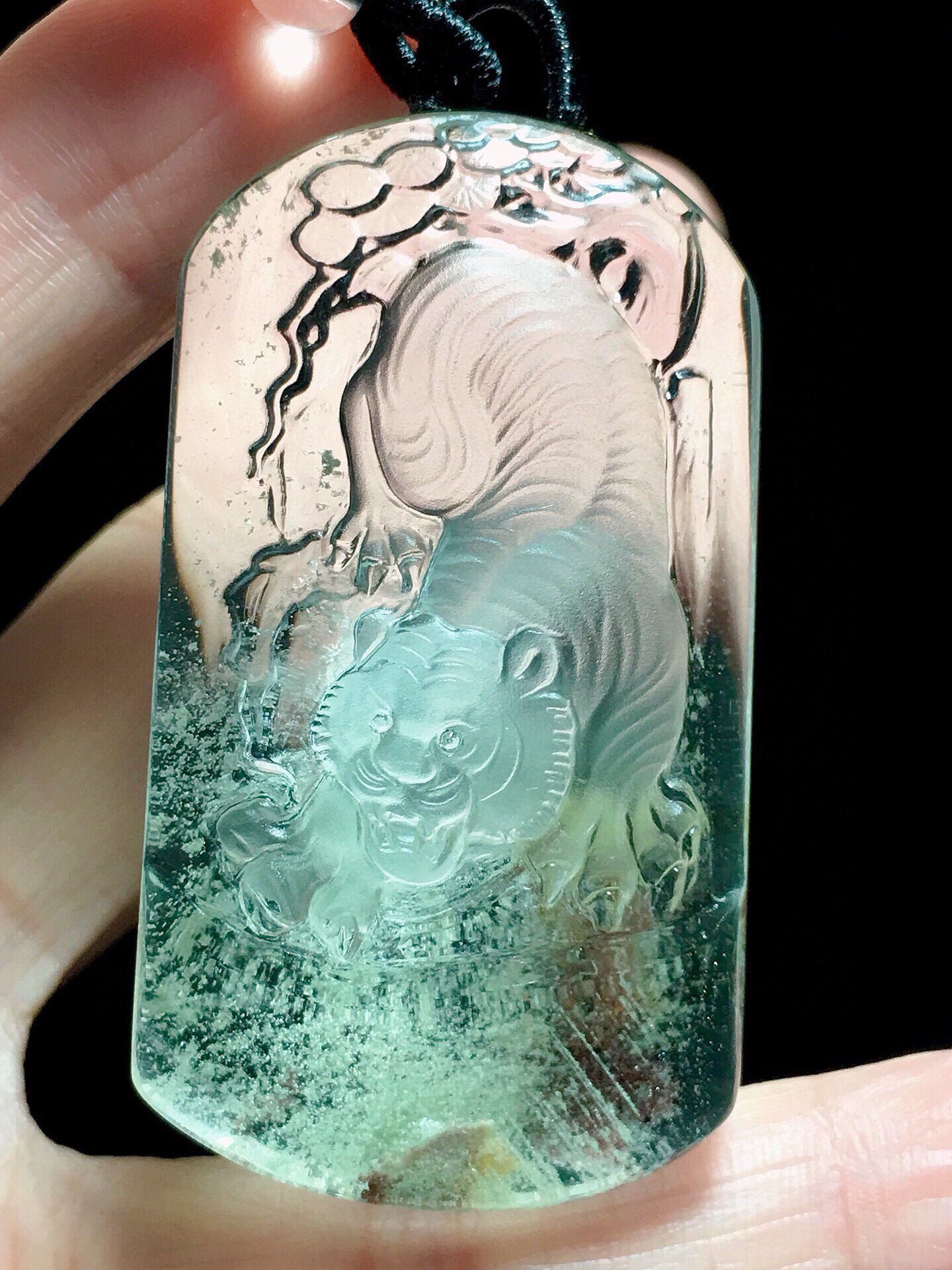 天然绿幽灵生肖老虎吊坠项链