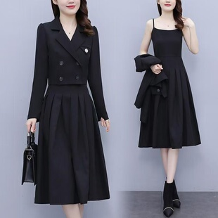 加肥加大码春秋季西装套装女胖mm吊带裙西服外套显瘦两件套200斤