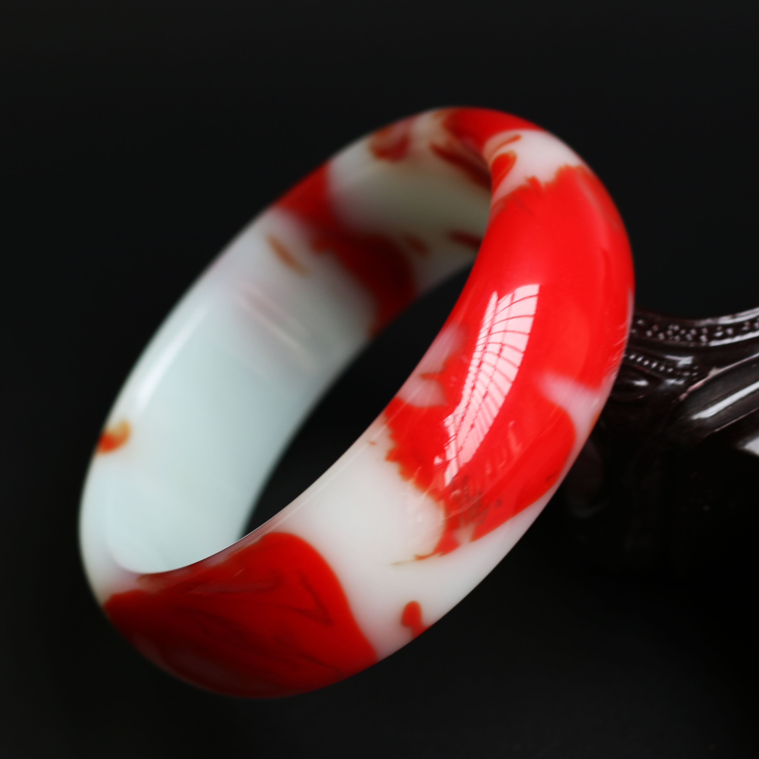 手镯女款新疆和田玉