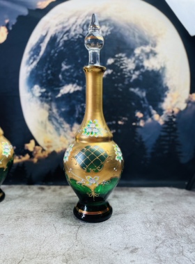 绿色回流描金工艺花瓶摆件摆设收藏。好看的花瓶