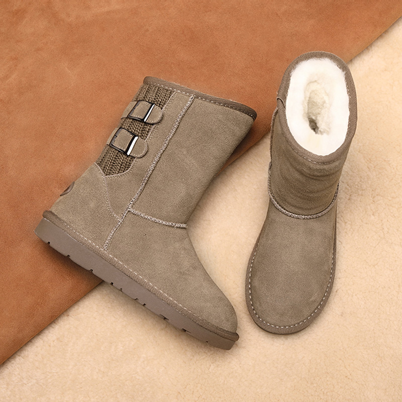 2025年新款真皮雪地靴女中筒靴加厚冬季加绒保暖网红面包鞋窝窝鞋