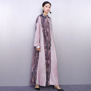 设计感2025秋新款女褶皱连衣裙宽松印花翻领长袖中长裙时尚优雅