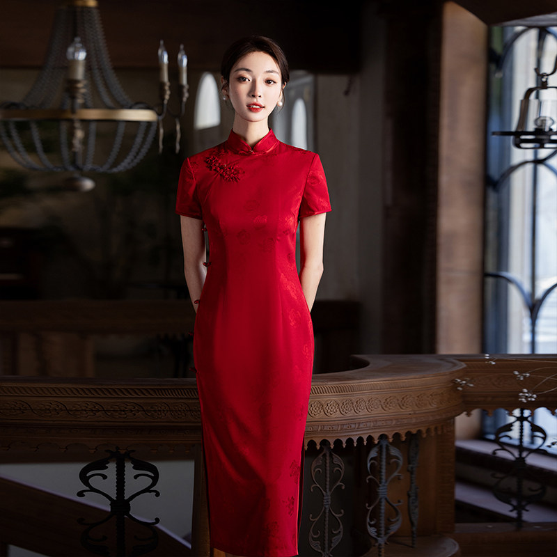 红色旗袍敬酒服新娘喜婆婆婚宴装