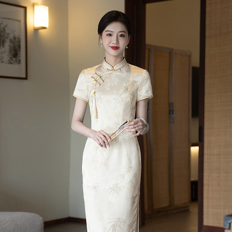 高考送考竹叶旗袍2025夏季新款妈妈年轻黄色送考高端飞黄腾达日常