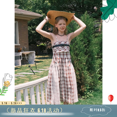 复古抹胸长裙红色格纹立体褶皱