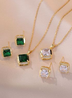 项链女网红祖母绿方糖锆石小众时尚新款设计吊坠气质套装钛钢项链