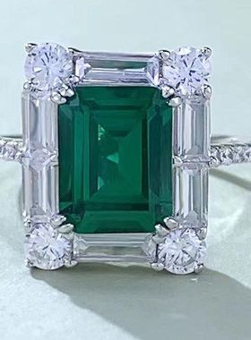 辉之翼珠宝 2023新款S925银长方2克拉仿真祖母绿切割高碳钻女戒指