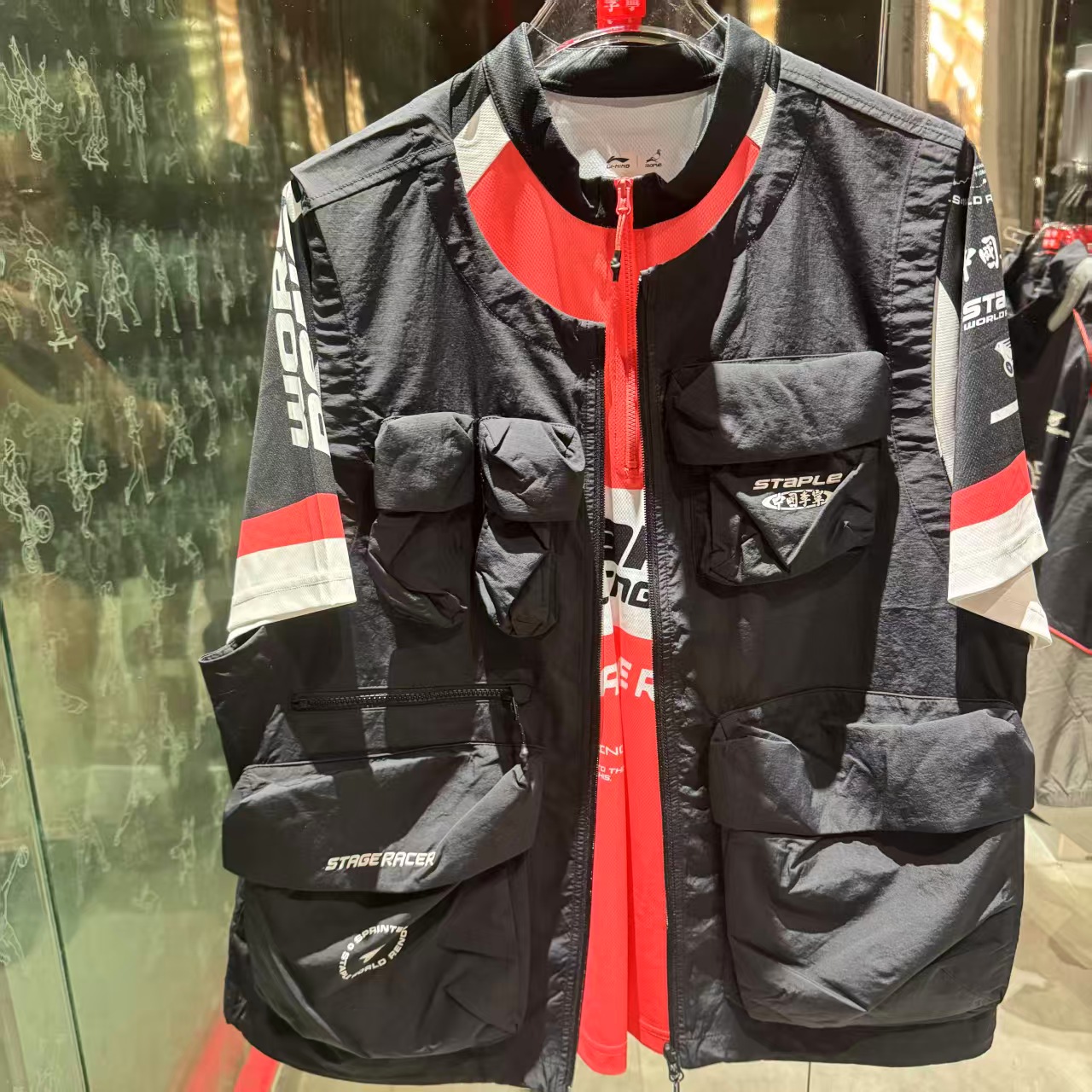 中国李宁×STAPLE联名休闲单马甲