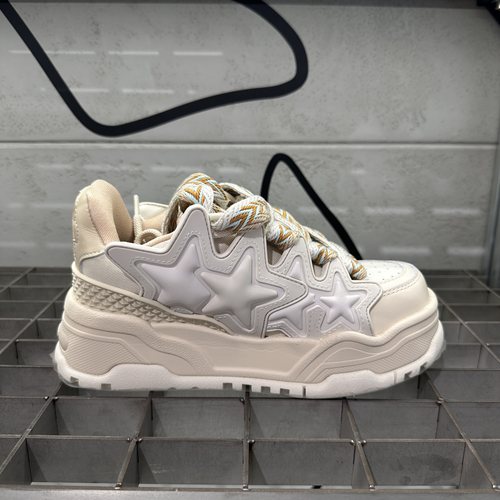 kaalixto星星鞋情侣款增高面包鞋