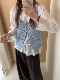 粗毛线纽扣钩花镂空针织吊带背心女秋季宽松叠穿百搭毛衣马甲上衣