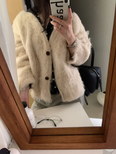 韩代同款圈圈拉毛V领贴布针织开衫女秋冬宽松加厚毛绒绒外套毛衣
