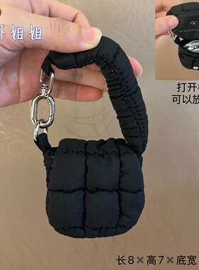 可当挂件设计感耳机包 专柜赠品大牌新款迷你便携化妆包零钱包