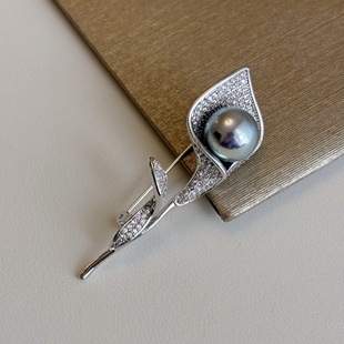 人造极光真多麻伴彩珍珠胸针高档精致玉兰花闪钻西装 毛衣胸花别针