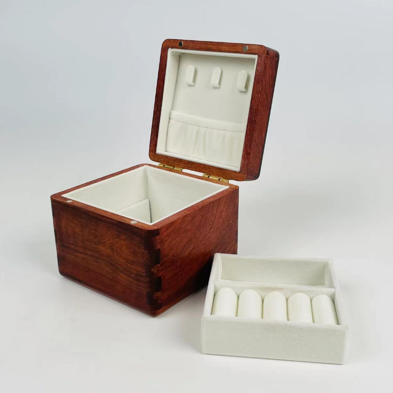 HM066缅甸花梨木榫卯结构首饰盒方形首饰盒11*11*9.5cm