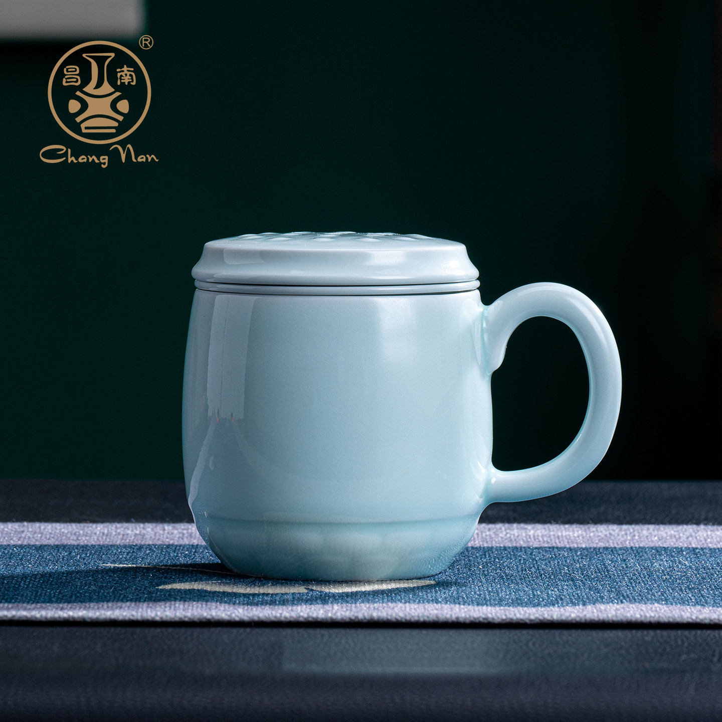 景德镇高温影青瓷茶水分离泡茶杯办公室个人专用陶瓷带盖过滤茶杯