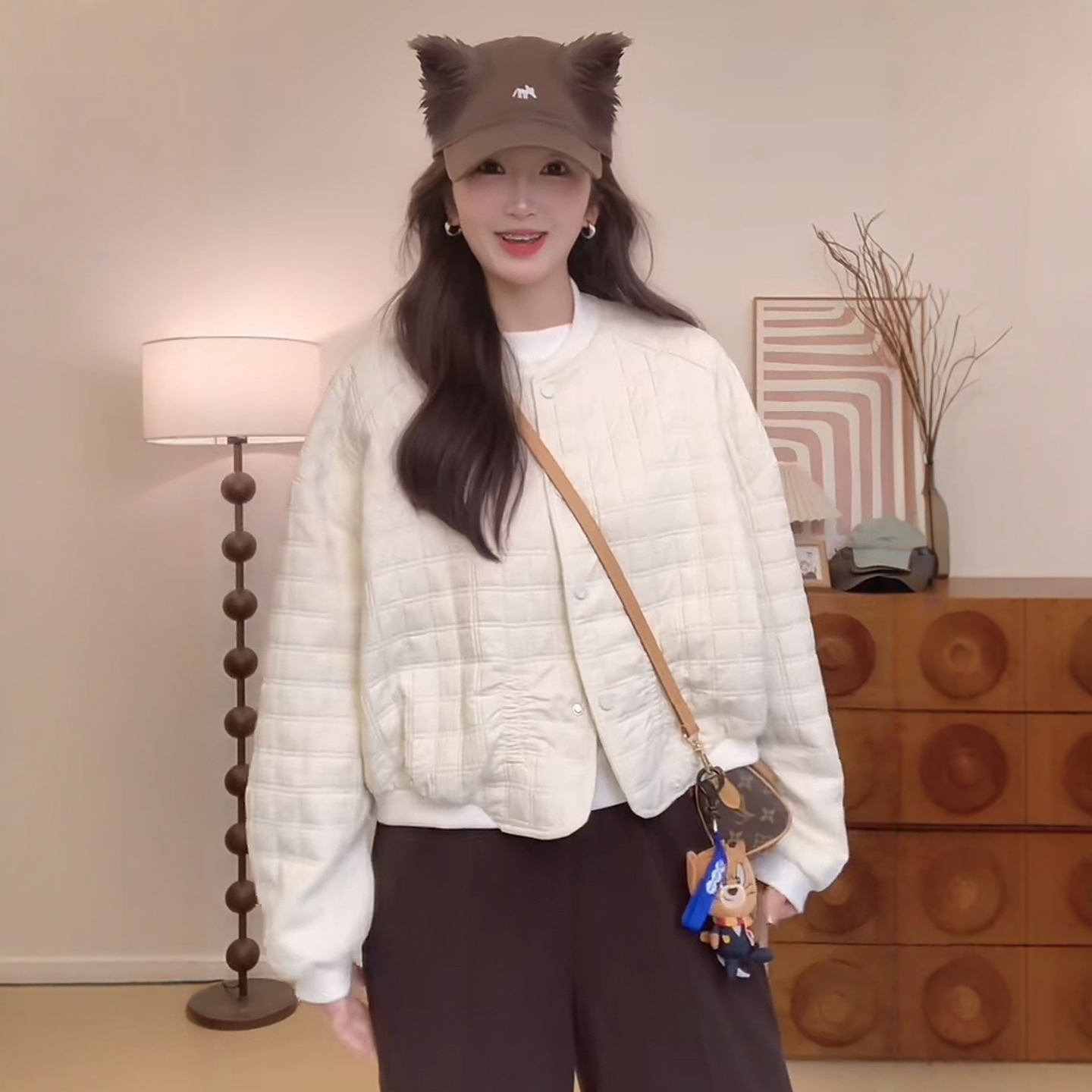韩系设计感轻薄夹棉短外套