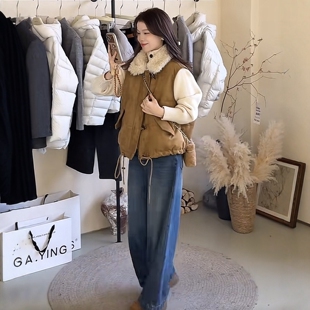 韩系设计感羊羔毛领羽绒时尚马甲女装2025年冬季爆款加厚短款上衣