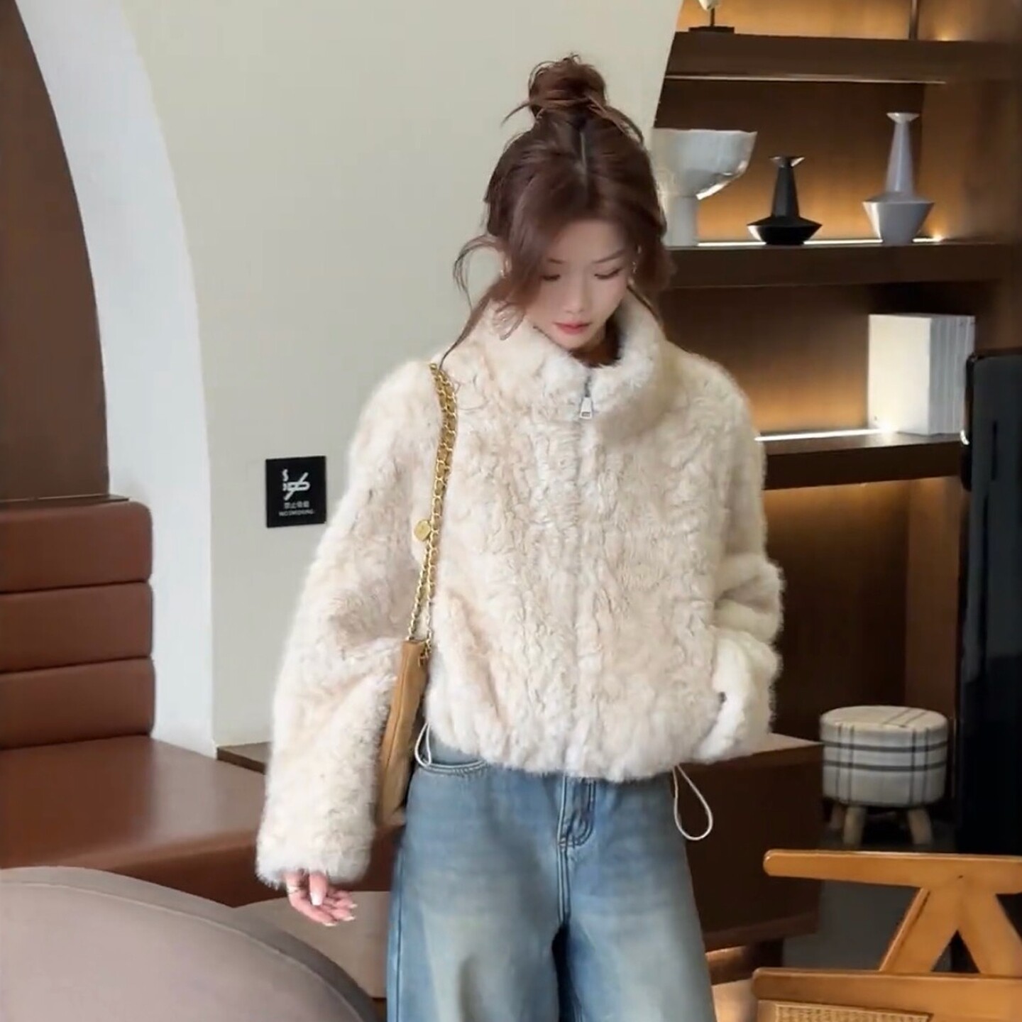 韩系立领羊羔毛短外套女装2025冬季小个子时尚超好看加厚保暖上衣,女装/女士精品,短外套,淘宝优惠券,粉丝福利购,淘宝优惠卷