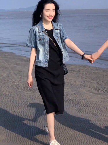 时尚薄款牛仔短袖衬衫女休闲上衣