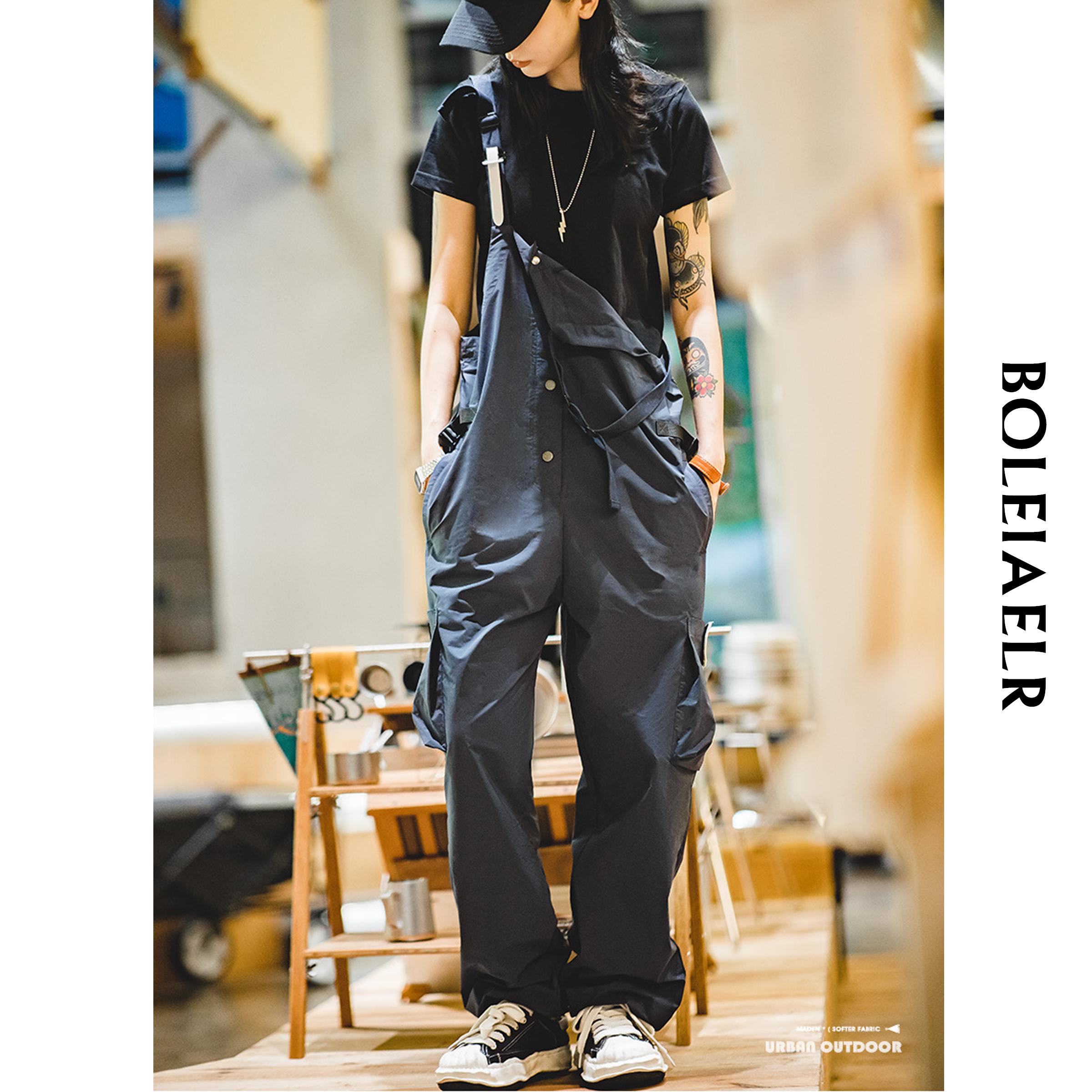 BOLEIAELR/山系露營(yíng)防潑水工裝背帶褲女大口袋寬松束腳闊腿褲夏