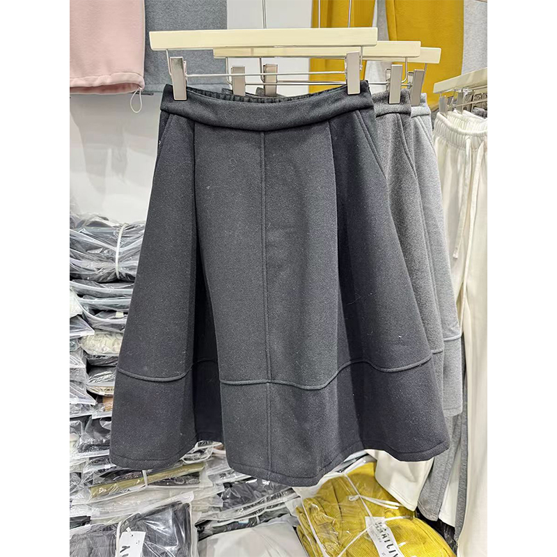 秋冬减龄休闲呢子长裙A字裙