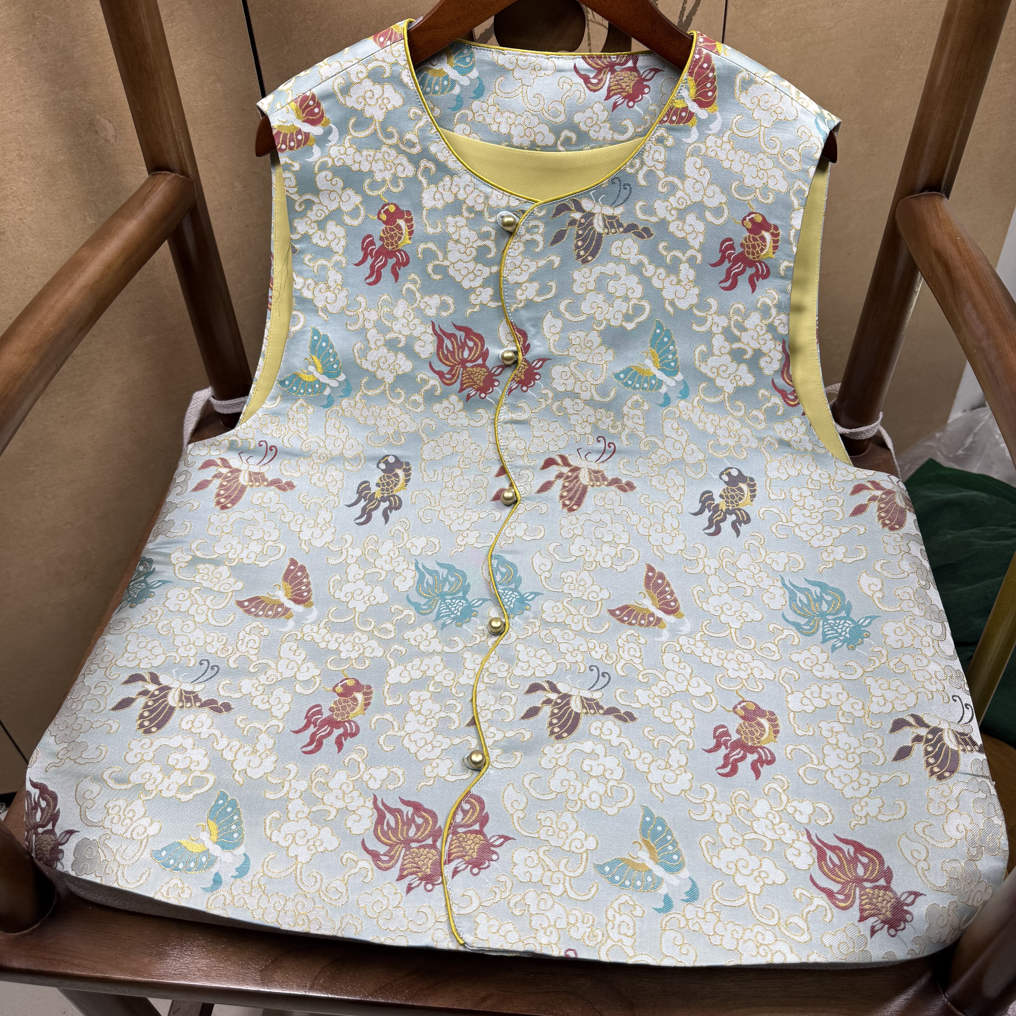 100%桑蚕丝三重维老宋锦蓝色花瓣襟金鱼马甲新中式国风气质马甲