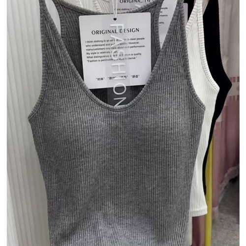 妃子纪3017挂脖粗螺纹工字背心女早秋新款显瘦外穿吊带带胸垫美背