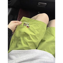 多巴胺绿色速干运动短裤女夏季薄款外穿沙滩休闲五分中裤2025新款