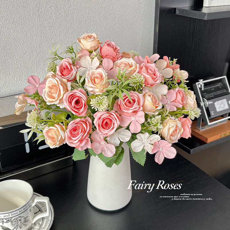 春色艾莎小玫瑰花花束餐桌花摆花装饰花手捧花仿真花假花花艺摆件