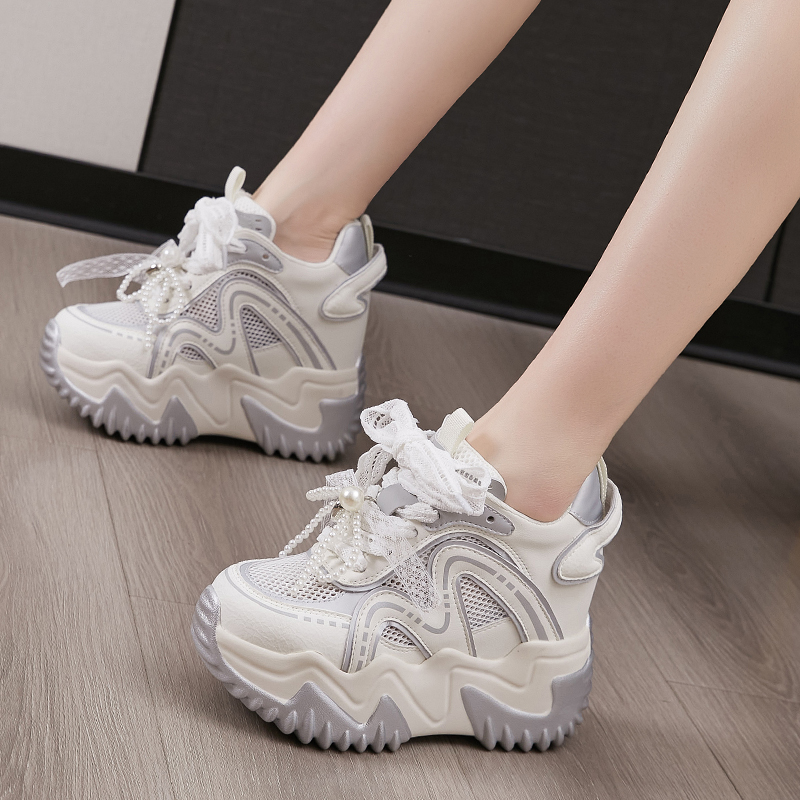 震地王2025新款厚底透气老爹鞋