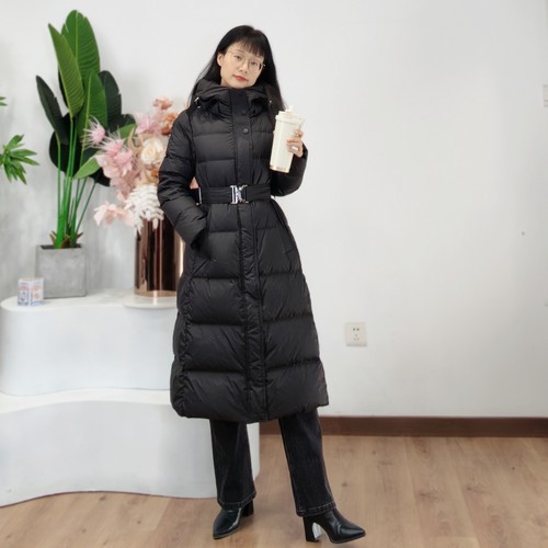 可路莎专柜247835冬季连帽收腰修身过膝长款羽绒服女 - 封面