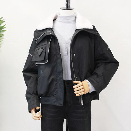 冬季拼接毛领休闲夹克式短羽绒服