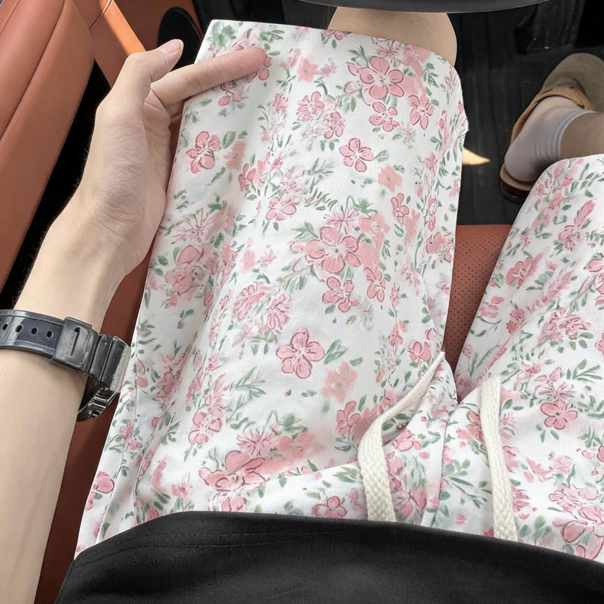 手绘风印花运动短裤男女夏季薄款松紧腰百搭显瘦学生党潮流中裤