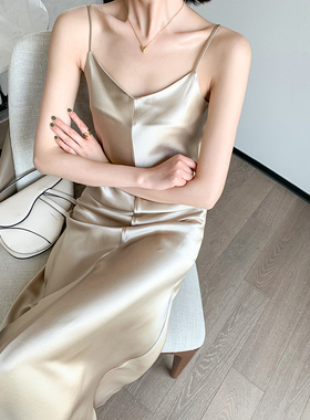 MASA2020夏新款日本进口三醋酸缎面V领全身斜裁长款吊带连衣裙女