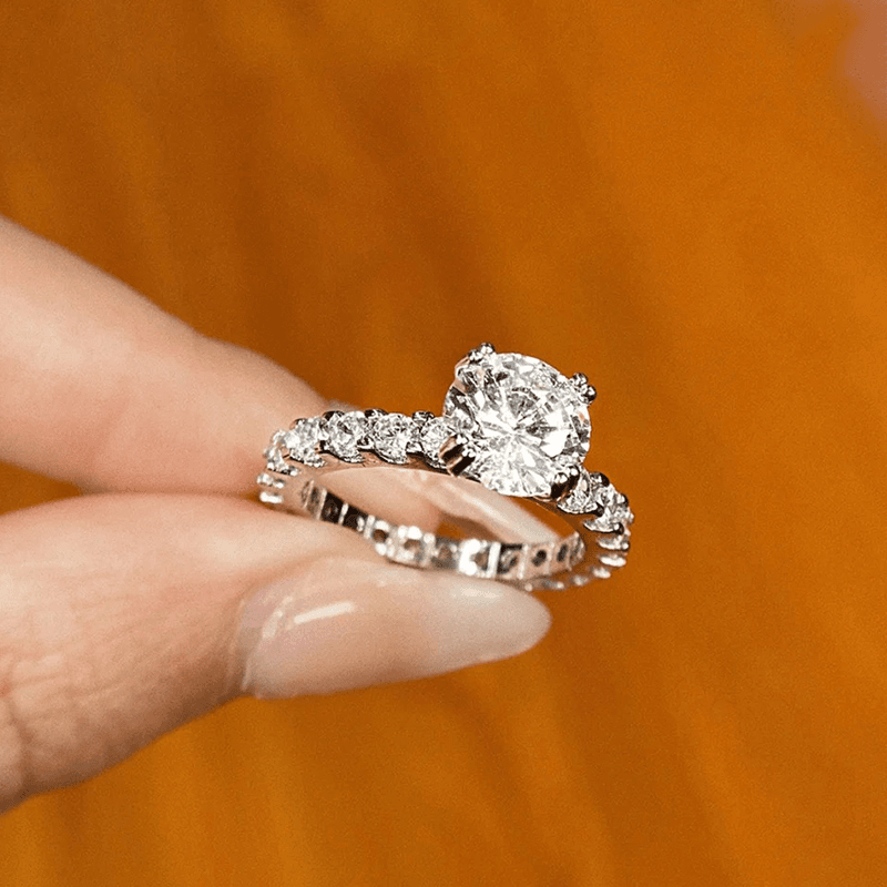 S925纯银莫桑石戒指2克拉整圈钻全镶圆钻戒轻奢贵气感求婚婚戒女