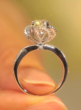 S925莫桑石戒指【爱神降临】1.5克拉高托缠绕镂空钻戒镀银求婚戒