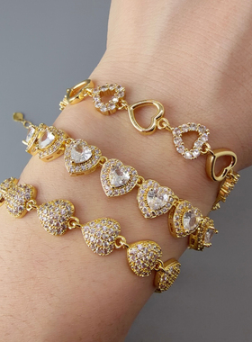 小众设计精致满钻四叶草心形手链女温柔气质百搭通勤手串送闺蜜