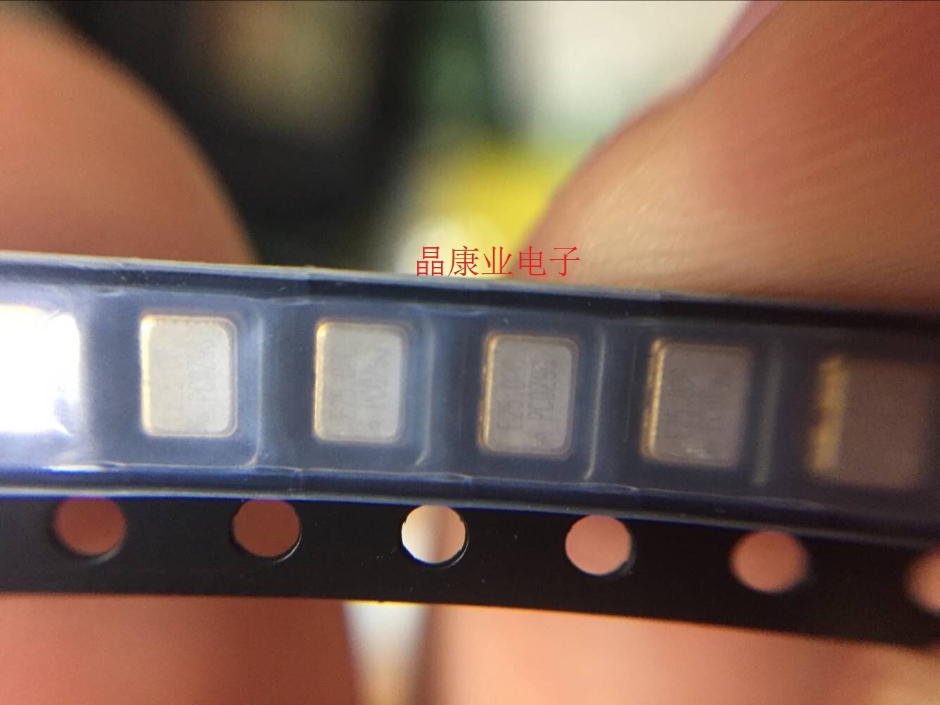 SG-8002CE 爱普生 SG-310SCF  贴片有源晶振3225  12M 16M 20M
