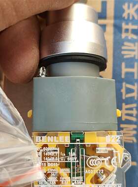 议价BENLEE B22 钥匙钮 日立扶梯钥匙开关可维修