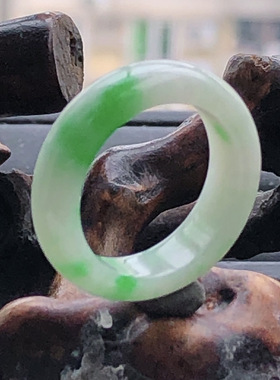 自然光实物拍摄/缅甸天然翡翠A货阳绿圈口17mm14号戒指/指环3.61g
