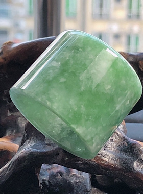 自然光实物拍/缅甸天然翡翠A货圈口22mm28号扳指/戒指28.03g老坑