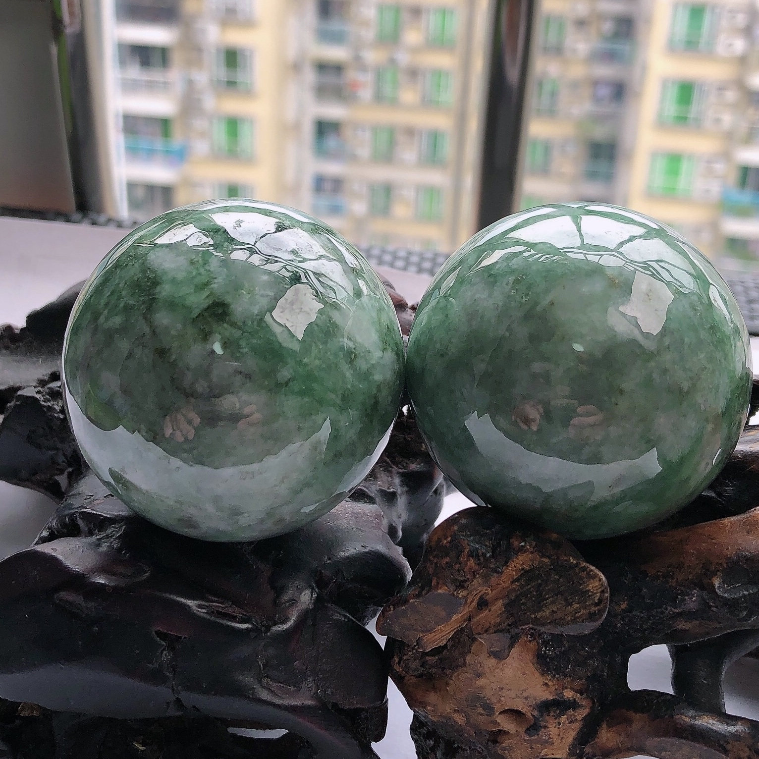 缅甸天然翡翠A货时来运转大圆珠
