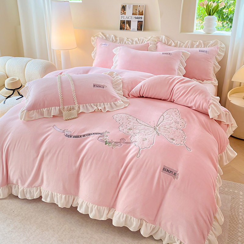 新款蝴蝶刺绣花边款牛奶绒四件套