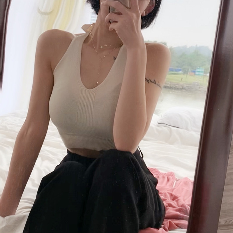 图图小有名气的多色可选显肩打底超a针织吊带背心无胸垫春夏百搭,女装/女士精品,T恤,淘宝优惠券,粉丝福利购,淘宝优惠卷